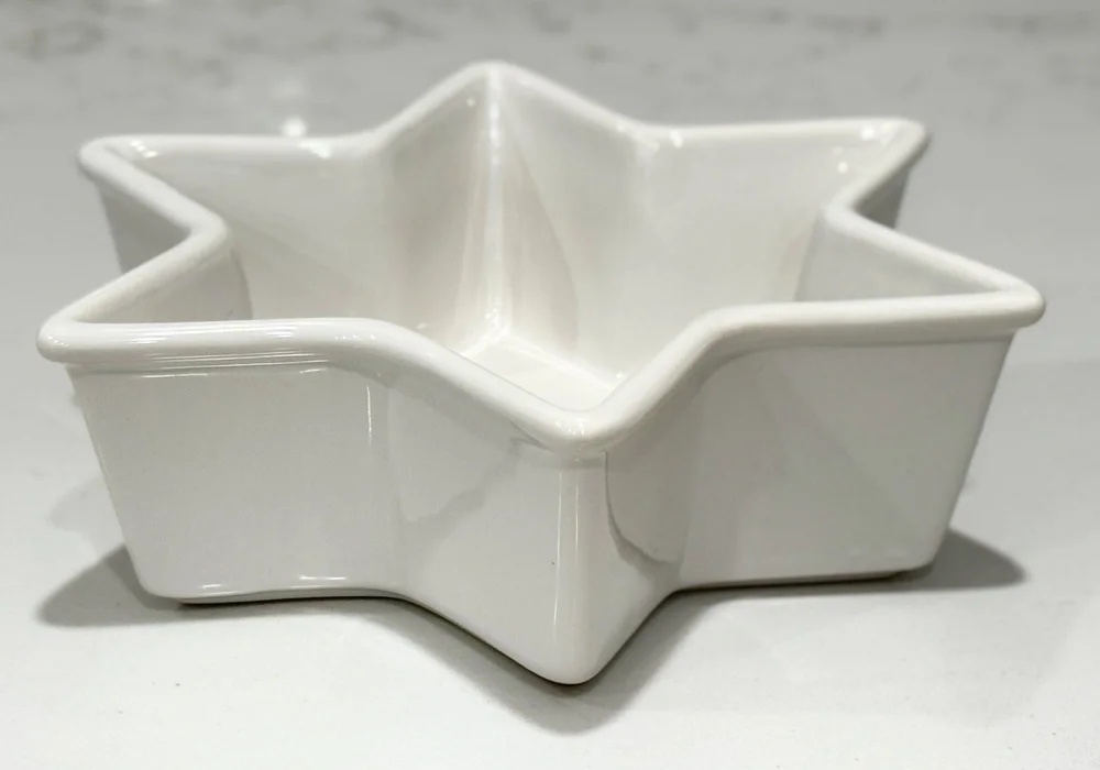 Chantal Jewish Star of David 2 c. Baking Dish White Ceramic Holiday Serving Bowl
